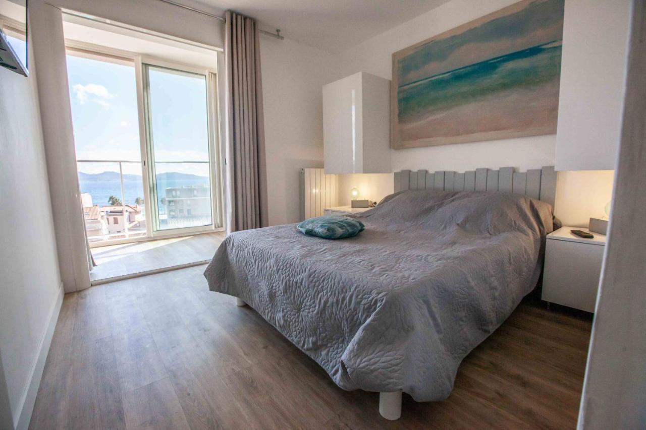 Tres Beau T2 Climatise Refait A Neuf, Vue Mer Panoramique Exceptionnelle A 120M A Pied De La Plage La Ciotat Eksteriør billede